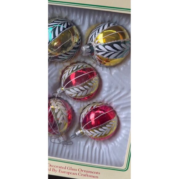 6 Boxes Christmas Classics Hand Decorated Glass Ornaments By European Craftsmen - Picture 7 of 10